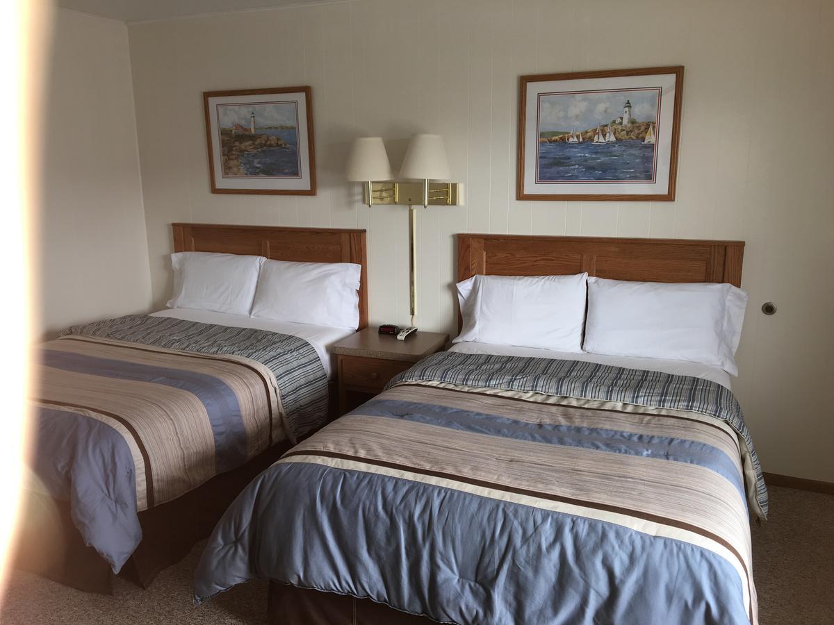 Coho Motel Kewaunee Экстерьер фото